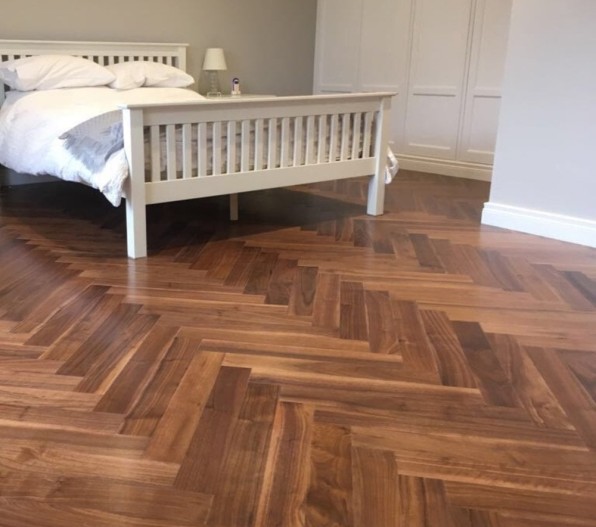 Prestige Walnut Herringbone 12mm